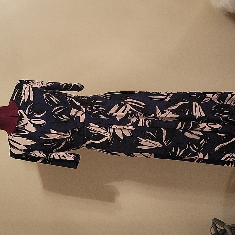 Vince Camuto Pink and Blue Tie Front Midi Dress